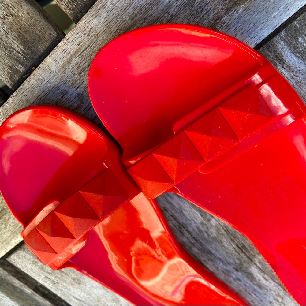 SOLD**************MELISSA MEL PYRAMID STUD RED JELLY SANDALS SLIDES 8